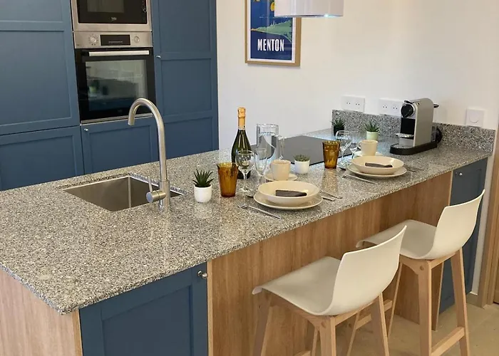 Townhouse Bellevue In *