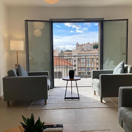 Villa In 4br 8p Ac Free Parking 2 Mns Walk To Palais Cannes