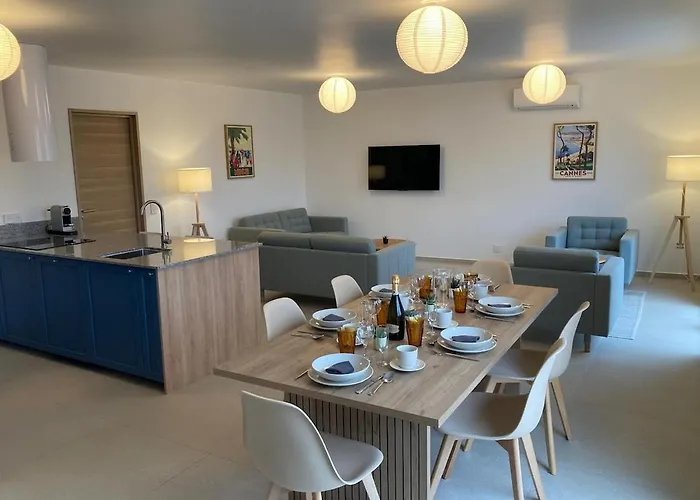 Villa In 4br 8p Ac Free Parking 2 Mns Walk To Palais *