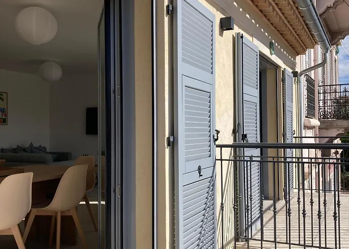 Villa In 4br 8p Ac Free Parking 2 Mns Walk To Palais *