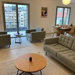 In 4br 8p Ac Free Parking 2 Mns Walk To Palais Vila